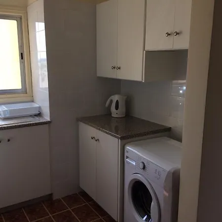 Smart In Mackenzie Beach Appartamento Larnaca