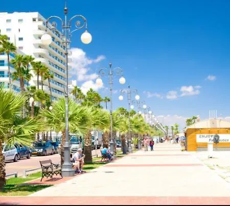 Smart In Mackenzie Beach Appartamento
